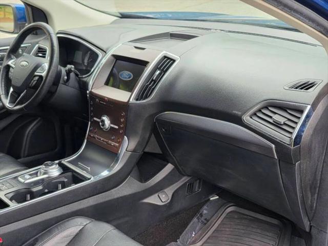 2020 Ford Edge Titanium