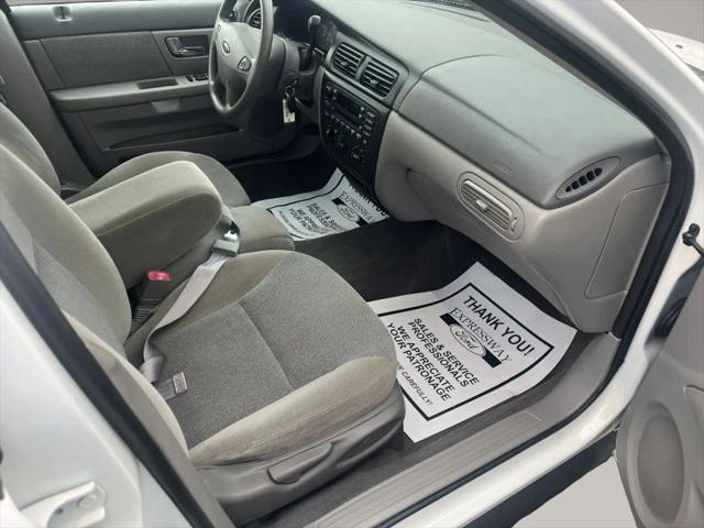 2002 Ford Taurus SES