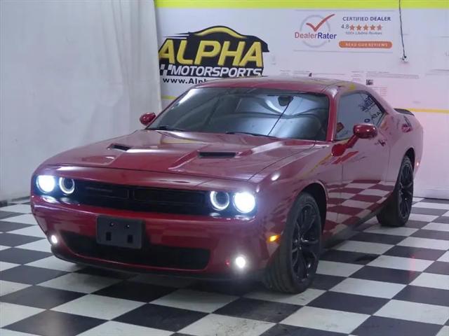 2016 Dodge Challenger SXT