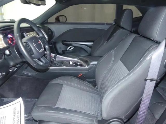 2016 Dodge Challenger SXT