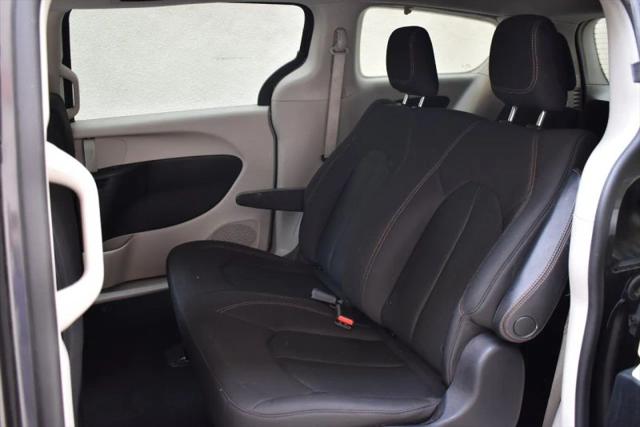 2019 Chrysler Pacifica L