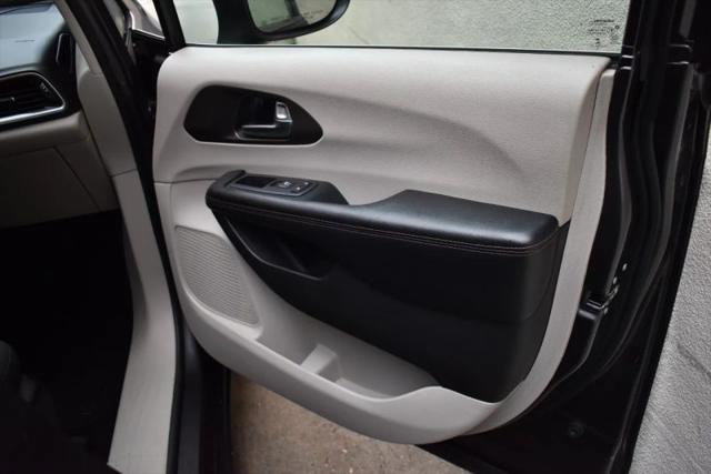 2019 Chrysler Pacifica L