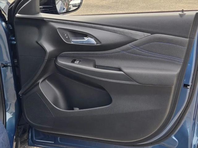 2026 Buick NV Sport Touring FWD