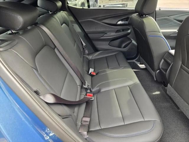 2026 Buick NV Sport Touring FWD