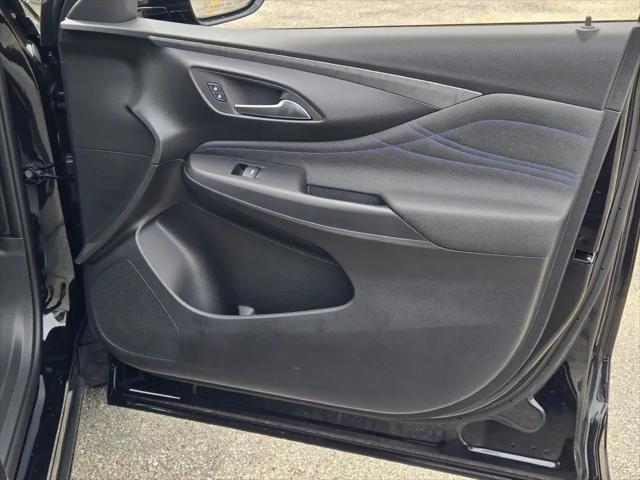 2026 Buick NV Sport Touring FWD