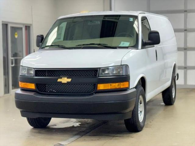 2026 Chevrolet Express Cargo Van 2500 Regular Wheelbase, WT, RWD