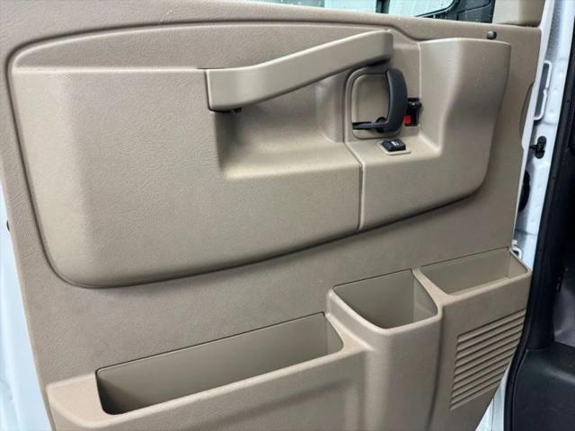 2026 Chevrolet Express Cargo Van 2500 Regular Wheelbase, WT, RWD