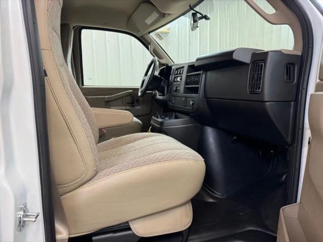 2026 Chevrolet Express Cargo Van 2500 Regular Wheelbase, WT, RWD