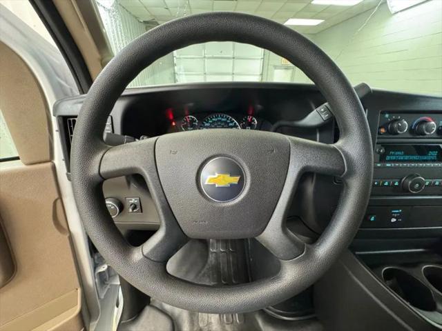 2026 Chevrolet Express Cargo Van 2500 Regular Wheelbase, WT, RWD