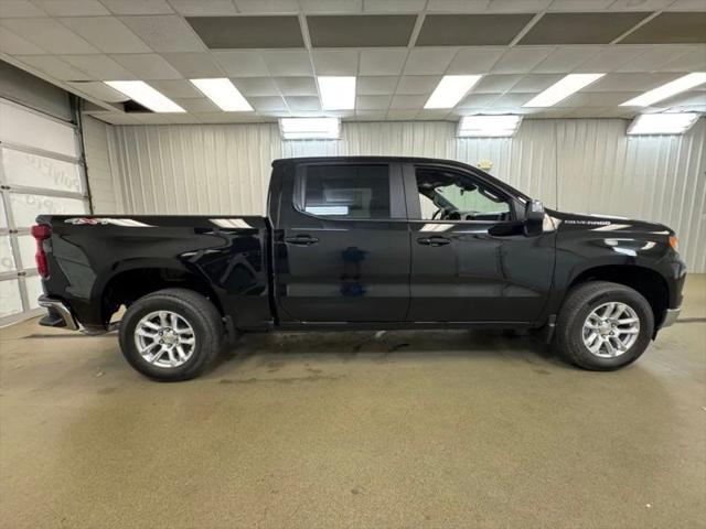 2026 Chevrolet Silverado 1500 4WD Crew Cab Short Bed LT with 2FL
