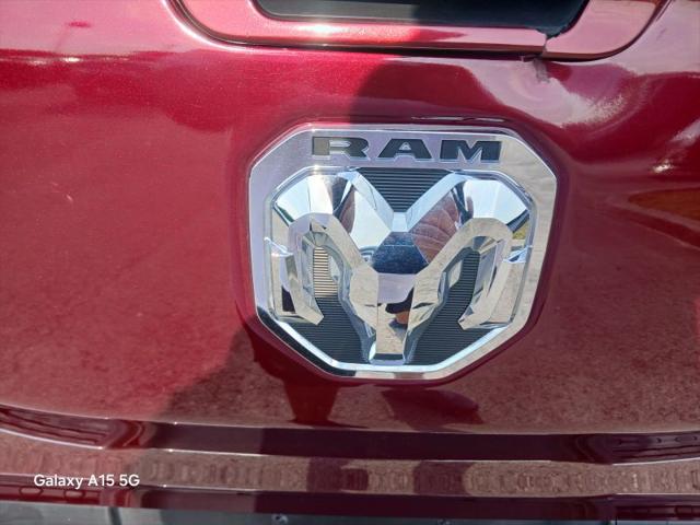 2019 Ram 1500 Big Horn/Lone Star Crew Cab 4x4 57 Box
