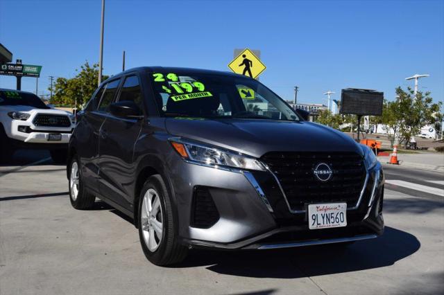2024 Nissan Kicks S Xtronic CVT