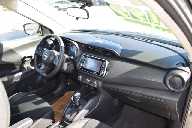 2024 Nissan Kicks S Xtronic CVT