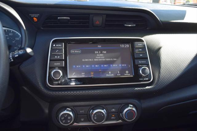 2024 Nissan Kicks S Xtronic CVT