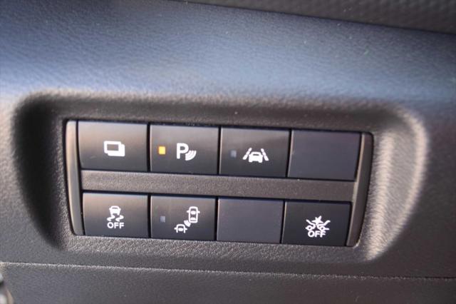 2024 Nissan Kicks S Xtronic CVT