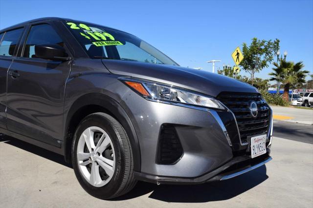 2024 Nissan Kicks S Xtronic CVT