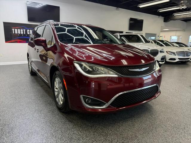 2019 Chrysler Pacifica Touring L for sale in Orlando, FL