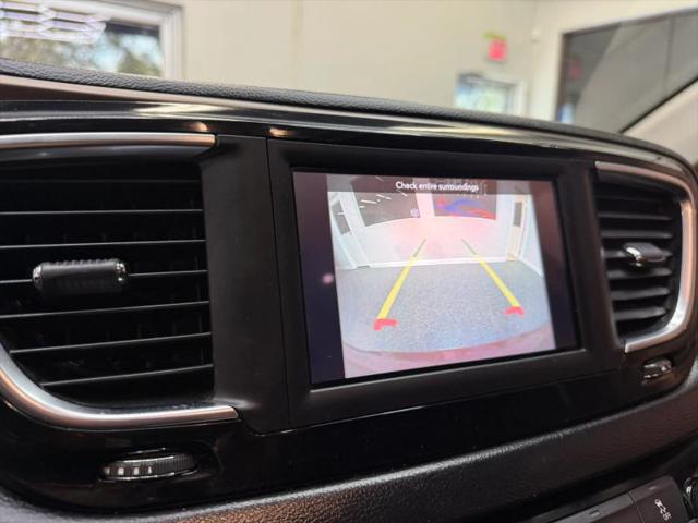 2019 Chrysler Pacifica Touring L