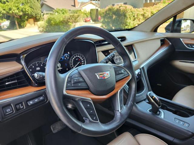 2017 Cadillac XT5 Platinum