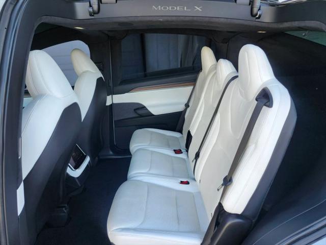 2022 Tesla Model X Dual Motor All-Wheel Drive