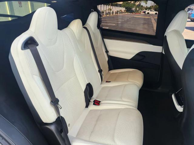2022 Tesla Model X Dual Motor All-Wheel Drive