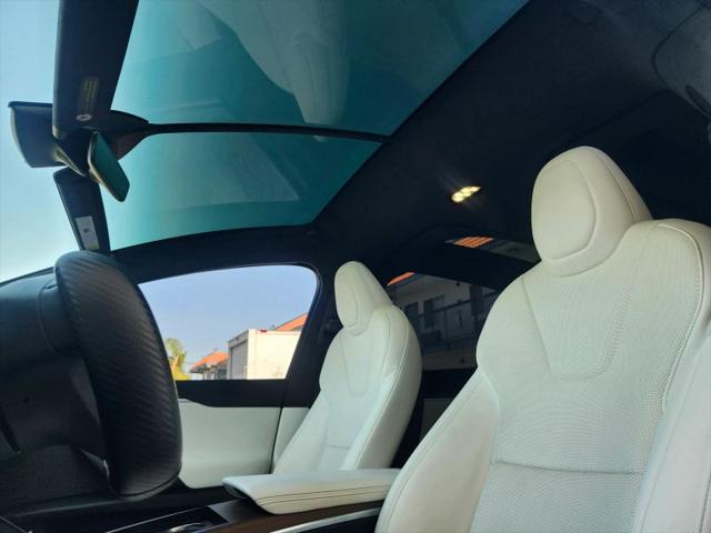 2022 Tesla Model X Dual Motor All-Wheel Drive