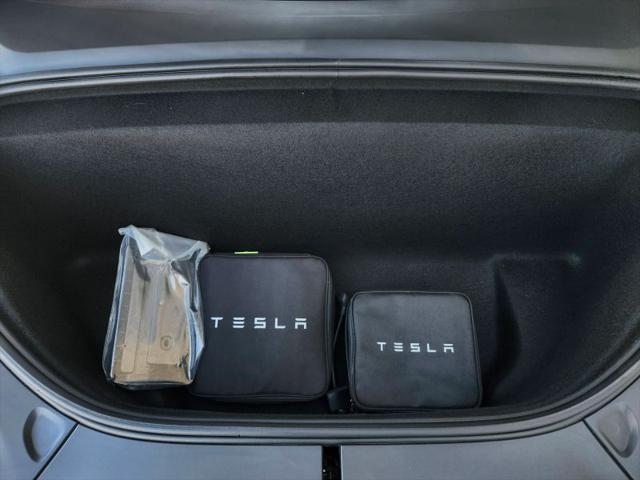 2022 Tesla Model X Dual Motor All-Wheel Drive