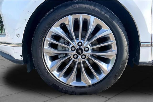2020 Ford Edge Titanium