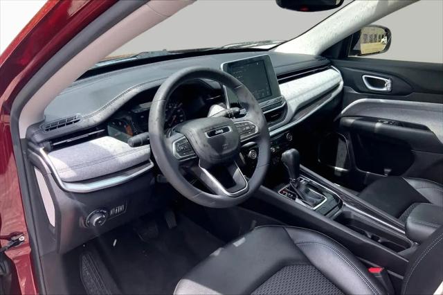 2022 Jeep Compass Latitude FWD