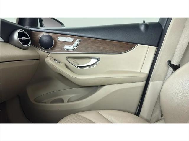 2022 Mercedes-Benz GLC SUV