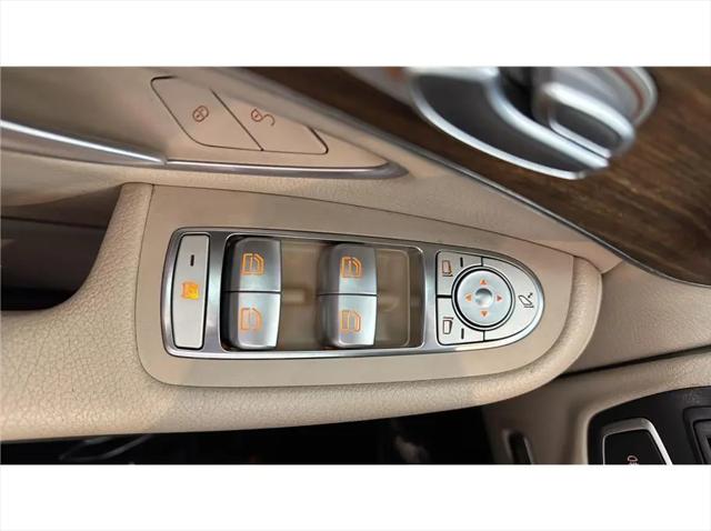2022 Mercedes-Benz GLC SUV
