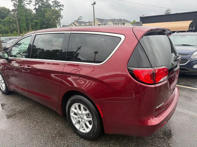 2021 Chrysler Voyager LX