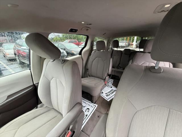 2021 Chrysler Voyager LX