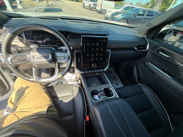 2025 GMC Acadia FWD Denali