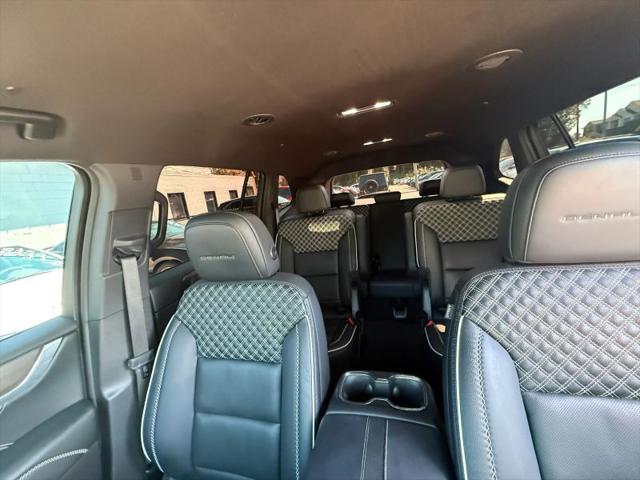 2025 GMC Acadia FWD Denali