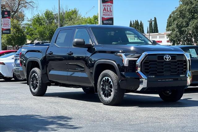 2026 Toyota Tundra SR5 CrewMax 5.5' Bed