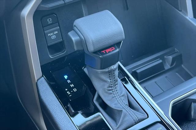 2026 Toyota Tundra SR5 CrewMax 5.5' Bed