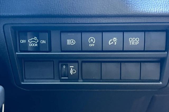 2026 Toyota Tundra SR5 CrewMax 5.5' Bed