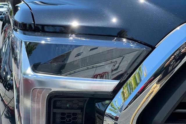 2026 Toyota Tundra SR5 CrewMax 5.5' Bed