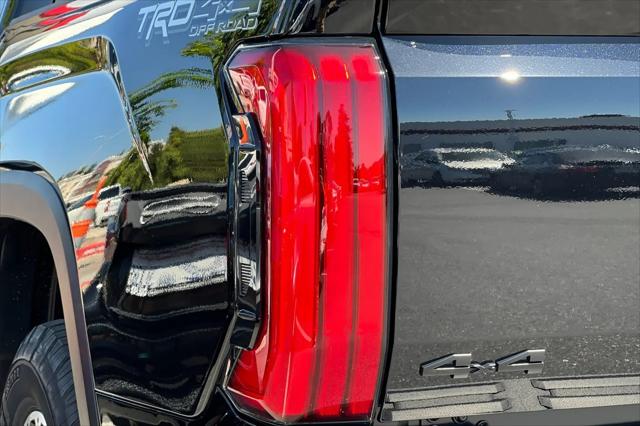 2026 Toyota Tundra SR5 CrewMax 5.5' Bed