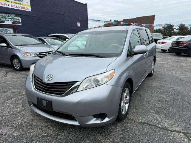 2012 Toyota Sienna LE V6 8 Passenger for sale in Saint Louis, MO