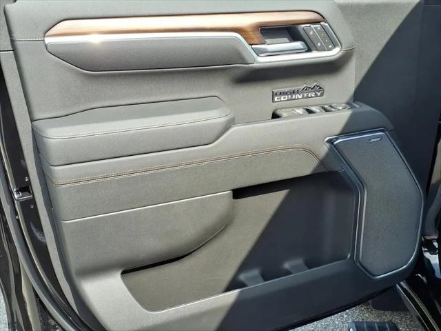 2026 Chevrolet Silverado 1500 4WD Crew Cab Short Bed High Country
