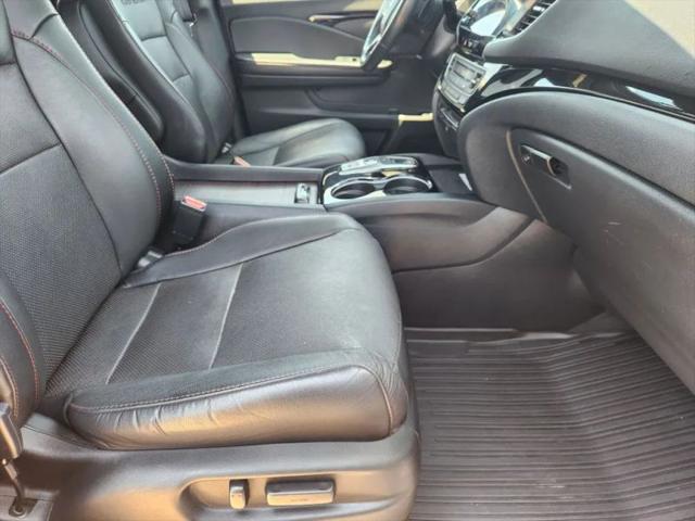 2022 Honda Pilot AWD Black Edition