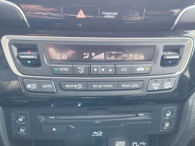 2022 Honda Pilot AWD Black Edition