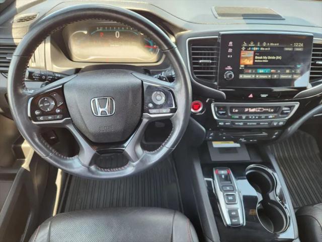 2022 Honda Pilot AWD Black Edition