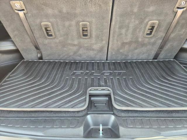 2022 Honda Pilot AWD Black Edition