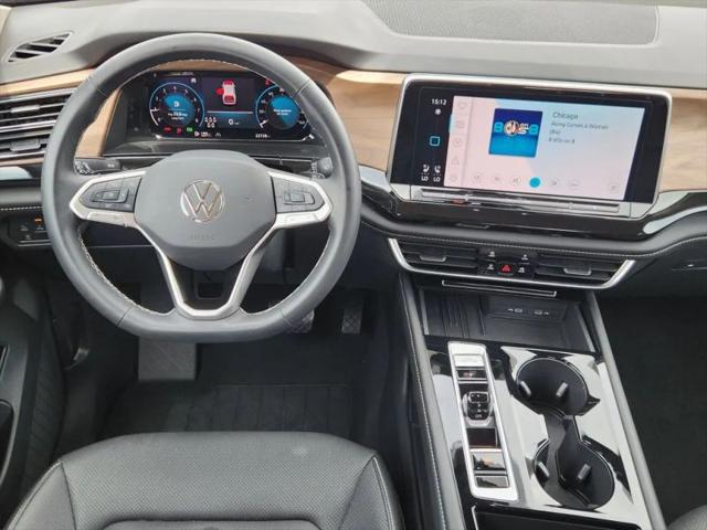 2025 Volkswagen Atlas 2.0T SE w/Technology