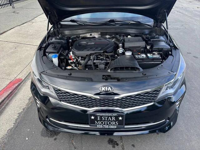 2017 Kia Optima SX Turbo