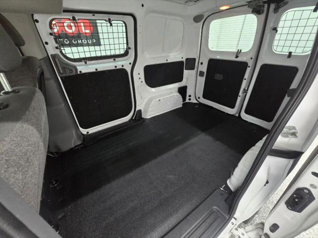 2018 Nissan NV200 SV