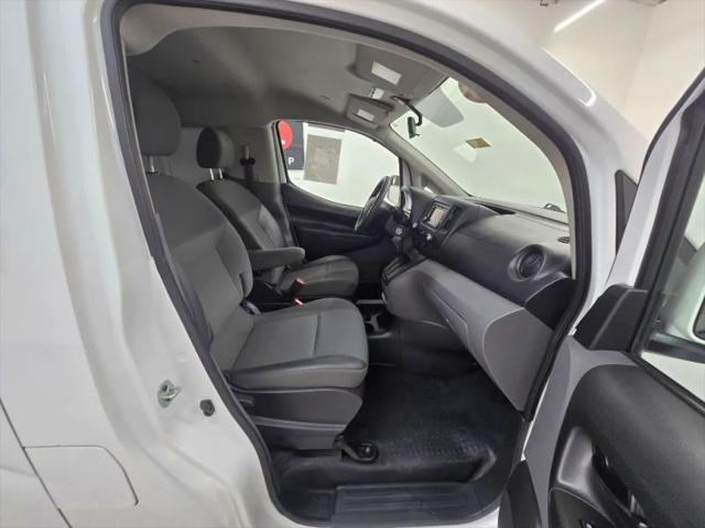 2018 Nissan NV200 SV